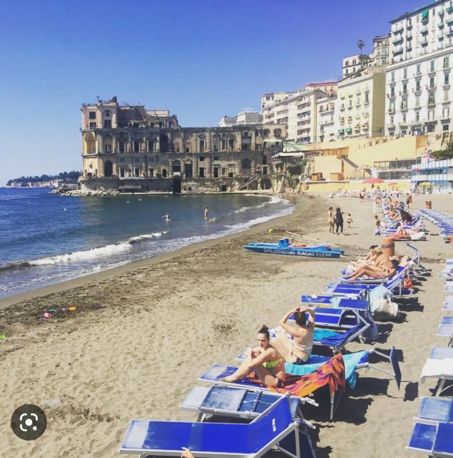 Petite Suite Napoli Esterno foto